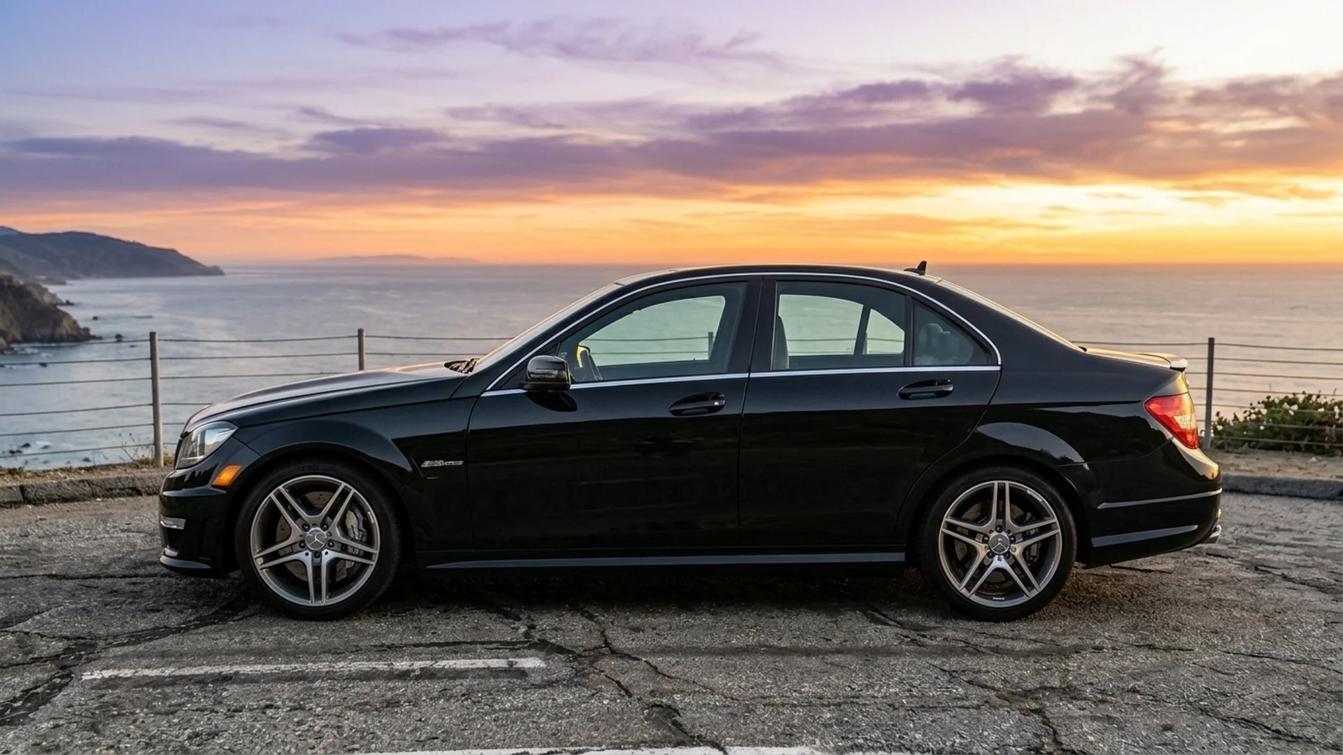 Mercedes-Benz W204 C-Class side profile showing 5 spoke AMG alloy wheels and BlueEFFICIENCY styling